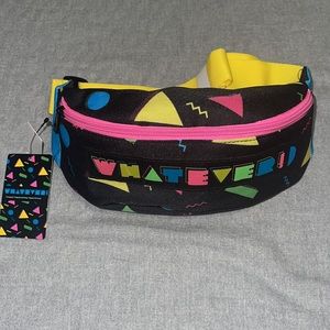 NWT Retro Fannie Pack! ⚡️